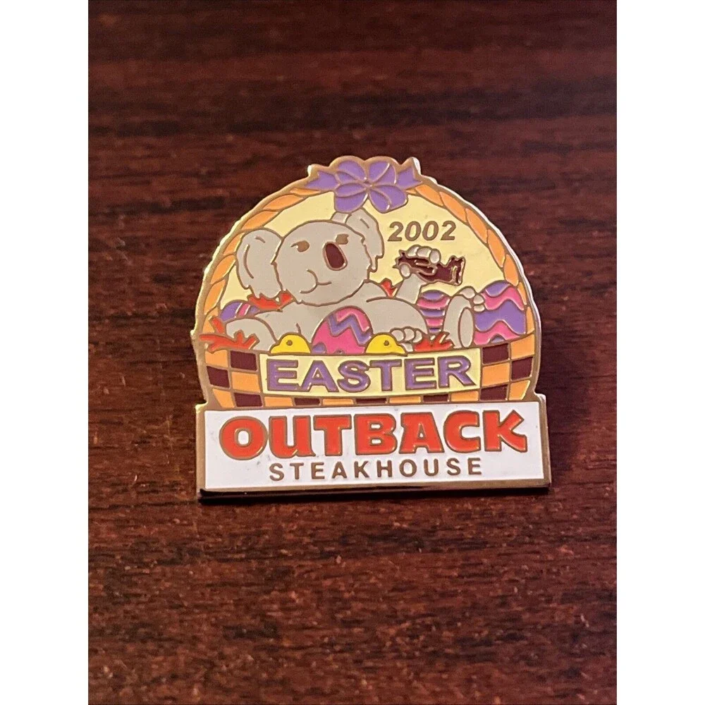 Outback Steakhouse 2002 Easter Koala‎ Lapel Hat Pin